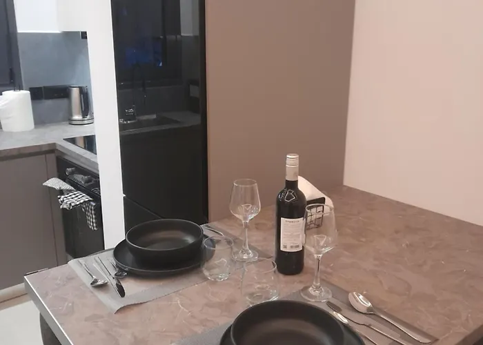 Prifti Luxury * فاليراكي